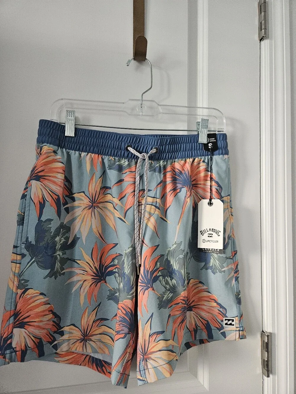 Billabong nwt mens
